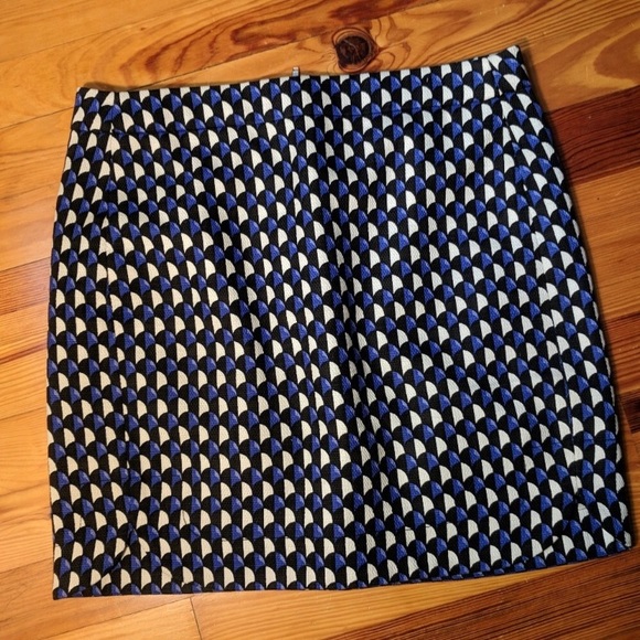 J Crew Adorable Geometric skirt! - Picture 4 of 4